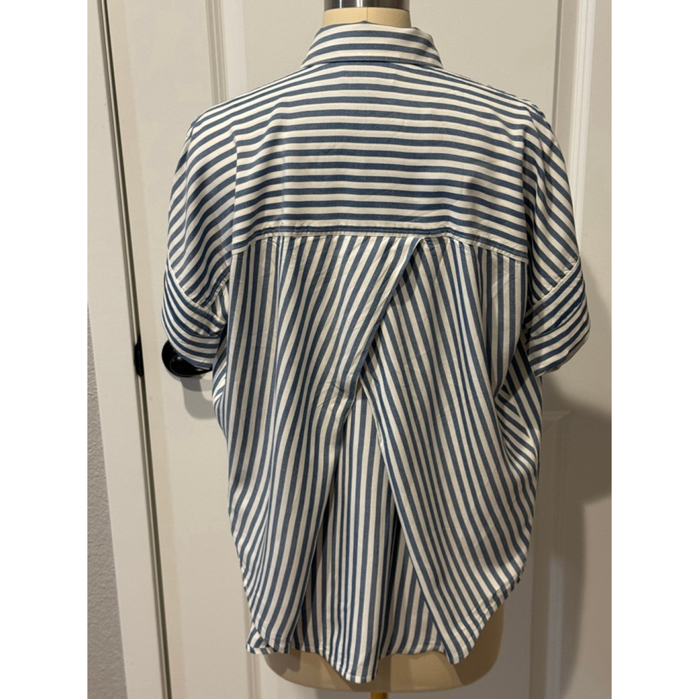 Women's Madewell Blue White Striped Button Down pleated back boxy fit Shirt M - Picture 5 of 12